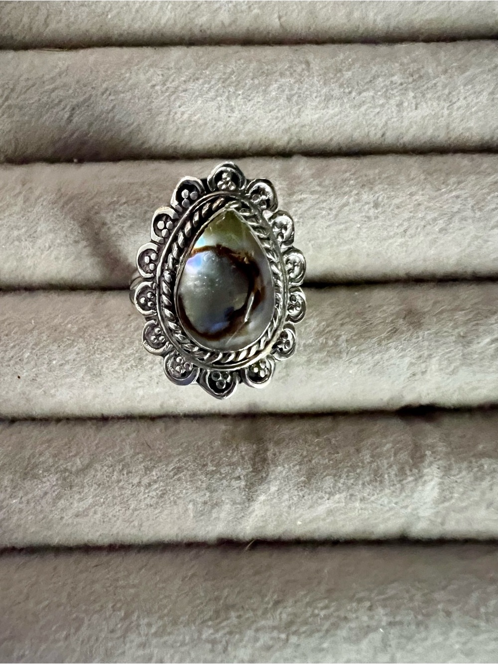 Sterling Silver Teardrop Abalone Ring – Elegant Gray-Green Stone